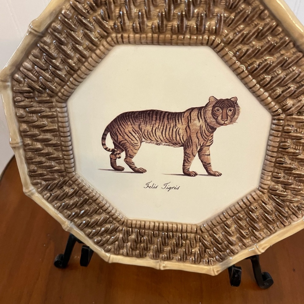 Raymond Waites Tiger plate decorative plate - Picture 5 of 7